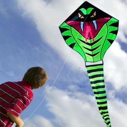 Outdoor Fun Sports 15 m Power Green Snake Kite For Kids And Adults Come With String And Handle Good Flying 240419