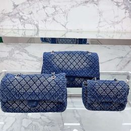 Classic Denim Blue CC Flap Bag Luxury Shopping Designer Womens Handbag Crossbody Tote Shoulder Vintage Embroidery Chain Crossbody ShoulderLuxury