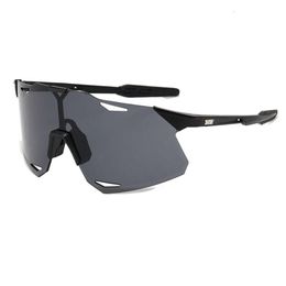 Sports Glasses, One-piece Men's Cycling Glasses, Frameless, Ultra-light Sunglasses, Hollowed Out, Colourful Sunglasses, Bicycle 19023