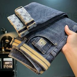 Men's Jeans Designer Autumn High end Light Luxury Jeans Mens Printed Slim Fit Elastic Leggings Blue Embroidered Trendy Men Pants A6GB