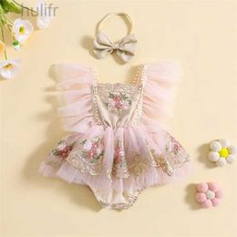 Rompers Newborn Baby Girl Sweet Romper DressCute Embroidery Flower Mesh Sleeve Bowknot Hairband Princess Outfits d240425