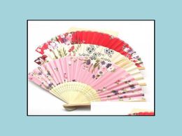 Party Favor Classical Chinese Style Fabric Fan Silk Folding Bamboo Hand Held Fans Wedding Birthday Party Favors Gifts Drop Deliver5972176