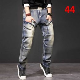 Jeans maschile jeans punk jeans punk plus size 40 44 pantaloni di denim moda streetwear jeans pantaloni più dimensioni 40 44 pantaloni maschili maschi 240423