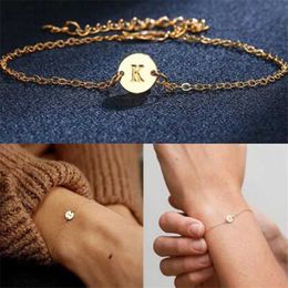 Perlen Mode Goldfarbe Charme Buchstabe Armband für Frauen Einfache DIY Handgefertigte Wort Armbänder Armreifen Boho Anklets Schmuck Großhandel 240423