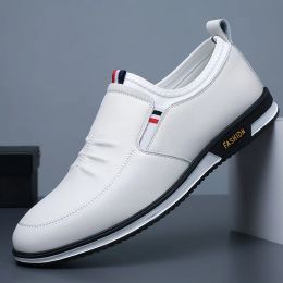 Boots 2023 Spring Autumn soft bottom men casual shoes black white leather shoes fashion loafers Business Formal Single Shoes Sneakers