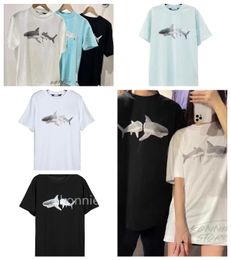 2024 designer shark t shirt mens fashion casual clothing breathable tshirt high quality shirt streetwear pop cotton short sleeve spray paint graffiti