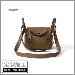 Luxury Bag L Linndies New Bucket Bag Fashionable Portable Womens Bag Doctors Bag Pillow Bag