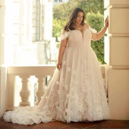 Whimsical Plus Size Tulle Ballgown Wedding Dress 3D Floral Appliqued Bride Dresses Off-The-Shoulder Bridal Gown Vestidos De Novi