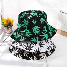 Wide Brim Hats Bucket Hats Fashion Hip Hop Hat Womens Maple Leaf Bana Toilet Hat Fashion Couple Fisherman Hat Flat Top UV Protection Sun Hat 240424