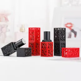 Storage Bottles 200Pcs Cosmetic Packaging Black Red Luxury Hollow Carving Lipstick Tube Empty SN1760