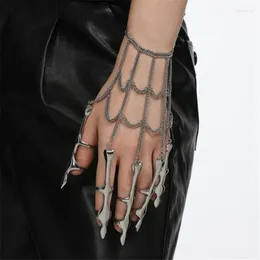 Charm Bracelets Unique Chain Hand Bracelet With Skeleton Exoskeleton Accent Handchain Halloween Theme Wristband Party Accessories