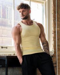 Summer Men Fitness room Elastic Muscle Sleeveless Round neck waistcoat Top Bodybuilding Sport Workout tank top Male 240419