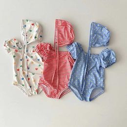 One-Pieces 2pcs Summer Kids Baby Girl Swimming Wear One Piece Heart Print Girls Swimsuits Toddler Swimwear H240425