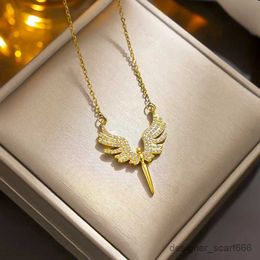 Pendant Necklaces Fashion Retro Angel Wing Necklace Light Luxury Micro-set Pendant Simple Design Stainless Steel Clavicle Chain Gift