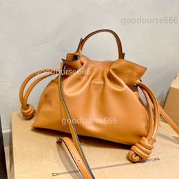 Classic 2024 Leather Strap Brown Totes Handbags Designer Shoulder Bags Lady Bag Drawstring Small Mini Bucket Flamenco Shopping Tote 30cm GUB5