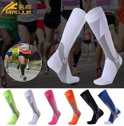 Long Tube Sports Socks Compression Stockings for Men and Women Marathon Outdoor Adult Running Cycing Pilates football socks3613270