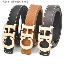 Belts 2024 Mens and Womens Belt Fashion Letter Buckle Real Leather Versatile Jeans Decoration Mens and Womens Q240425