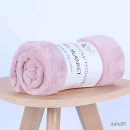 Blankets Swaddling Baby Blanket Swaddling Newborn Thermal Soft Fleece Blanket Winter Solid Bedding Set Flannel Quilt Infant Bedding Swaddle Wrap