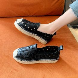 Casual Shoes 2024 Spring Summer Women Breathable Slip-on Woven Sandals Female Flats Fashion