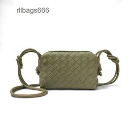 Small Bottgas Bags Square Loop Cowhide Fashionable 2024 Purse Female Single Veneeta Designer Crossbody Bag Woven Shoulder Lady Design W9C8