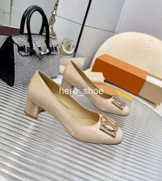 Top designer shoe womens dress shoes fashion metal square buckle real leather round head high heels luxury walk show party business send size 35-40
