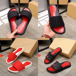 Designer Sandals Red bottoms Slippers Designer Flat Spikes Slide Sandal Spike Slides Summer Mens Thick Rubber Sole Beach Slipper Platform Mules For Man