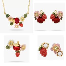 European Enamel Pink Spring And Summer Berries Red Jewel Strawberry White Flower Firefly Pink Earrings Necklace Ring Suit 240410