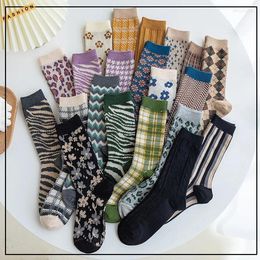 Stage Wear Socks Children Autumn And Winter High Quality Inner Lining Wireless Head Double Needle Way Middle Tube Rhombic