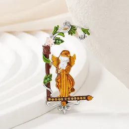Brooches Exquisite Vintage Medieval Virgin Angel Brooch For Women Niche Design Elegant Friars Pins Clothing Accessories Charming Badges