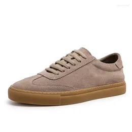 Casual Shoes Yomior 2024 High Quality Vintage Men Cow Suede Breathable Flats Designer Sneakers Korean Handmade Loafers Luxury