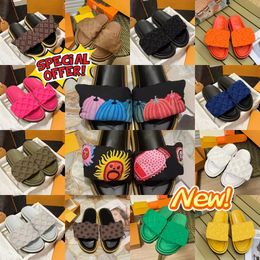 2024 NEW Fashion Designers Slides Womens Sandals Pool Pillow Sunset Flat Mules Padded Front Strap Slippers Summer Beach Slippers