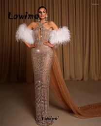 Party Dresses Two Designs Luxury Evening Dress Aso Ebi Mermaid Crystals Celebrity Prom White Feathers Gowns Off Shoulder
