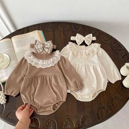 Rompers 2PCS Spring Baby Clothes Lace Collar Infant Bodysuit One Piece Toddler Cute Princess Outfit Clothing for Newborns H240425