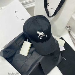 Designer di lusso Hatoutdoor popolare lettere personalizzate Capmen da baseball Donne ricamo di moda ricami casual con sacca per polvere
