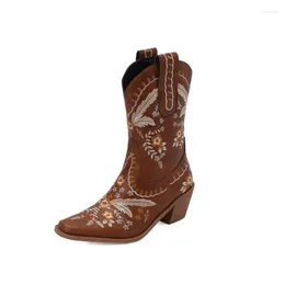 Boots 2024 Coarse High Heels Embroidered Western European And American Simple Retro 46 Size Women's Short