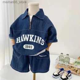 Clothing Sets Childrens clothing set denim 2024 summer casual boy letter printed top+shorts two-piece Q240425