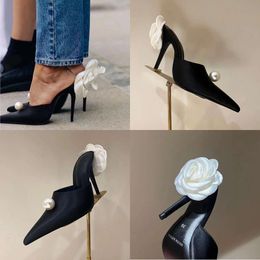 Brand Woman Designer Sandals Fashion Satin Rose Flower Decoration Pointed Toes Stiletto Heel Dress Shoe 105mm Party High Heel Original Quality