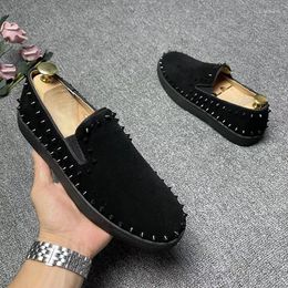 Casual Shoes British Style Men Fashion Rivets Soft Leather Flat Spikes Shoe Black Tide Breathable Loafers Punk Hip Hop Footwear Zapatos