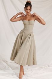 2024 Sommardesigner Kvinnor kjol franska vintage maxi klänning domstol stil sexig slitage halter klänning blommig fast färg nya klänningar