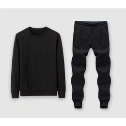 Czarny projektant mody mody z kapturem sportowy garnitur męskie spodnie 2024 Casual Sport Pants Ubrania fitness Mens Wysokiej jakości Multi Size