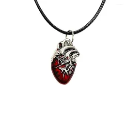 Pendant Necklaces Y2K Gothic Style Red Bloody Anatomical Heart Necklace Halloween Party Favors Ornament