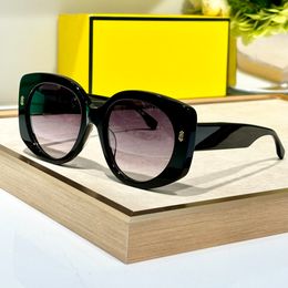 Chunky Oversized Sunglasses Black/Grey Shaded Women Men Summer Shades Sunnies Lunettes de Soleil UV400 Eyewear