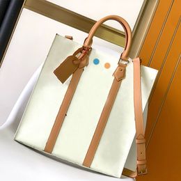 Flower Hand Bag Tote Bag Designer Handbag Weekend Travel Shopping Bag Embossed Grain Cowhide Leather Top Mirror Quality Book Bag Large Capacity Shoulder Bag