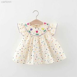 Girl's Dresses New Cute GirlS Dress Sweet Rose Embroidered Small Round Dots Korean Version Loose Bubble Sleeve Cotton Beach Skirt d240425