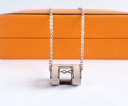 Classic H necklace Designer Necklace Silver Enamel Necklace Luxury 316L Stainless Steel Mens and Womens Necklace5904880