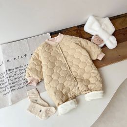 One-Pieces Winter Newborn Baby Boys And Girls Romper Cotton Padded Clothes Cotton Korean Fashion Soft Thickened Long Sleeved Simple Casual