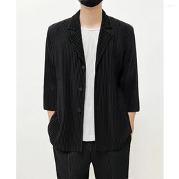 Men's Suits ALSEY Miyake Pleated Coat Summer Autumn 2024 Solid Colour Lapel Seven Point Loose Casual Business Suit Aesthetic Clothing