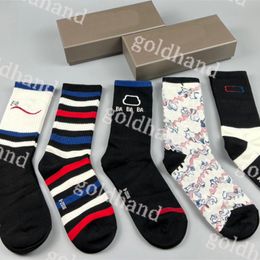 Fashion Breathable Sport Sock Mens Womens Cotton Sock Designer Letter Embroidery Socks Five Pairs