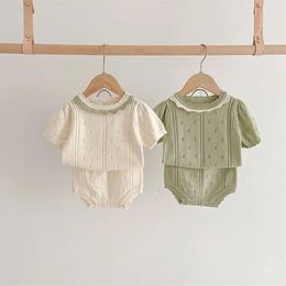 Rompers 0-36Months Girls Cotton Knitting Suit Soft Cosy Baby Petal Collar Shirt + Shorts Summer Autumn Toddler Clothes Set H240425