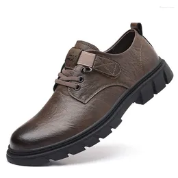 Casual Shoes 2024 Men Shoe Business Leather For Trendy Fashionable Retro Versatile Board Zapato Para Hombre